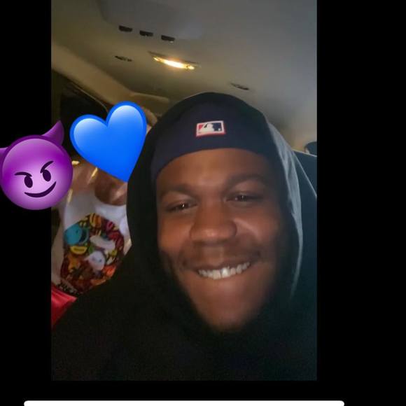 deejones24